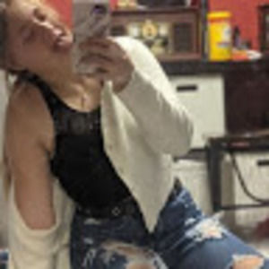 Meet your Posher, Hayley